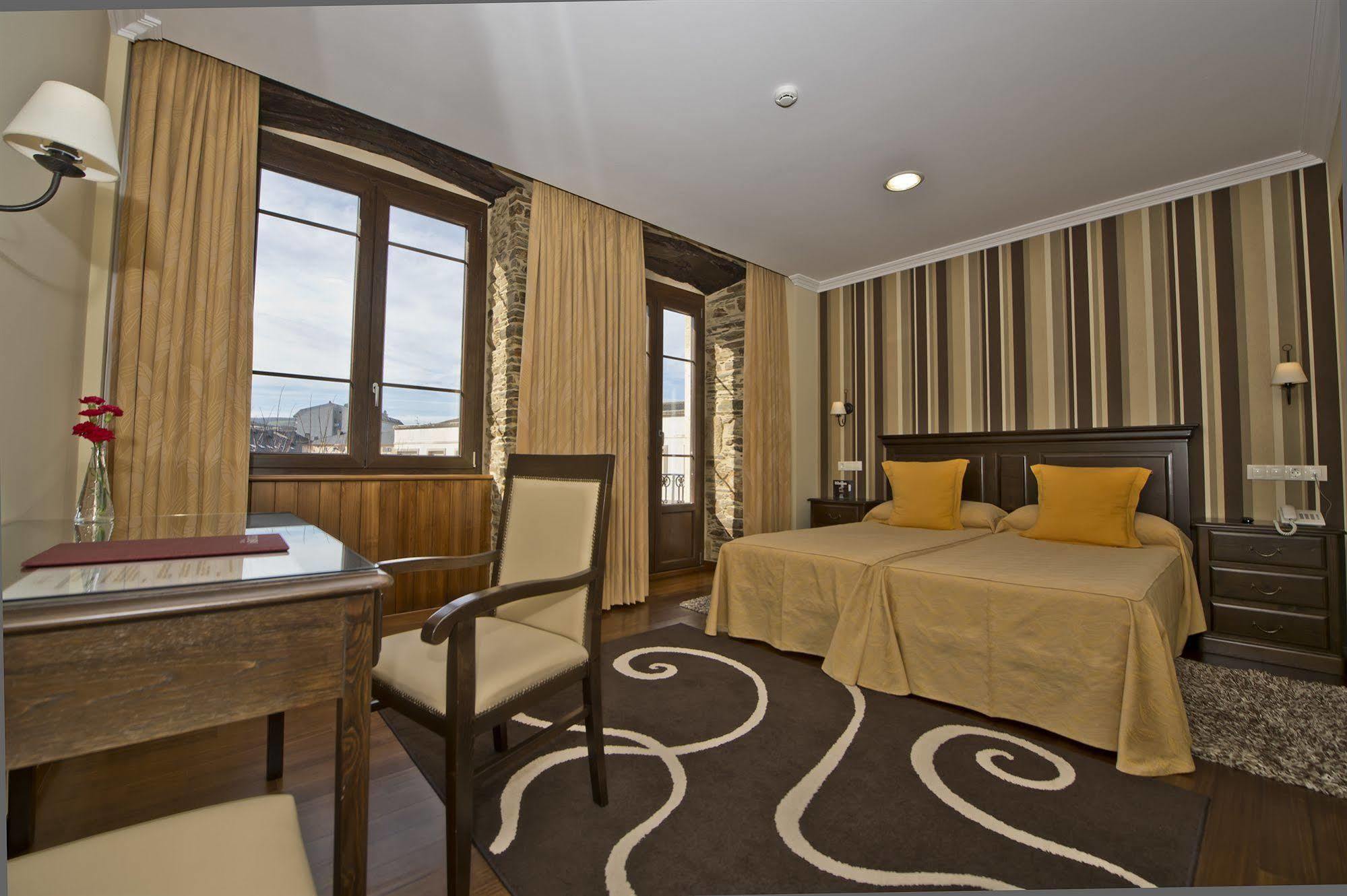 Hotel La Casona De Lazurtegui Ribadeo Esterno foto
